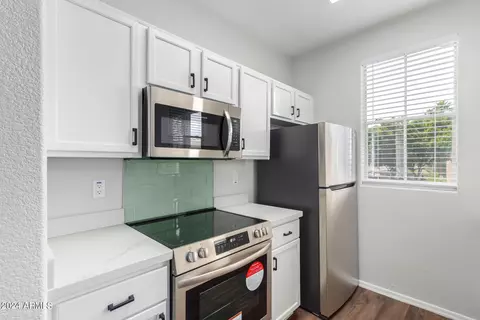 1720 E Thunderbird Rd #2116, Phoenix, AZ 85022 photo 2