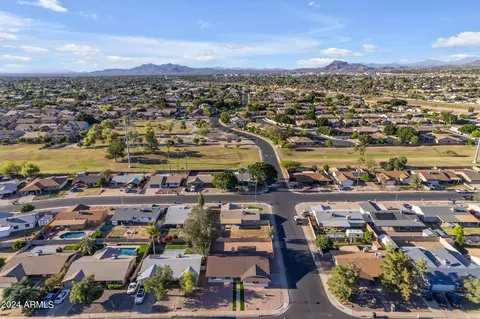 View/Area - 4634 E Contessa St, Mesa, AZ 85205 photo 2 of 5