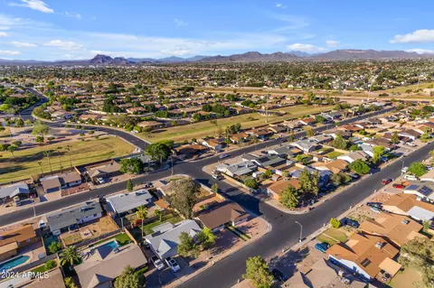 View/Area - 4634 E Contessa St, Mesa, AZ 85205 photo 3 of 5