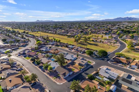 View/Area - 4634 E Contessa St, Mesa, AZ 85205 photo 5 of 5