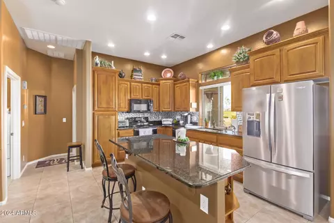 Kitchen - 11124 E Newcastle Ave, Mesa, AZ 85209 photo 1 of 4