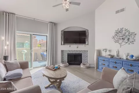930 N Mesa Dr #2069, Mesa, AZ 85201