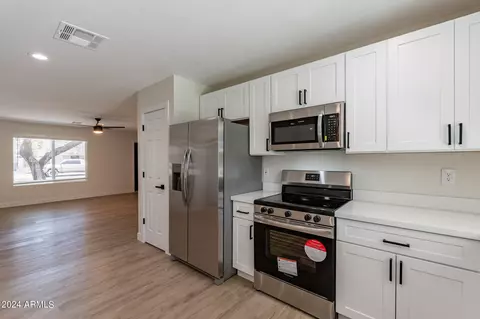 Kitchen - 2421 E Jerome Ave, Mesa, AZ 85204 photo 5 of 8