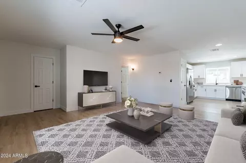 Living - 2421 E Jerome Ave, Mesa, AZ 85204 photo 2 of 9