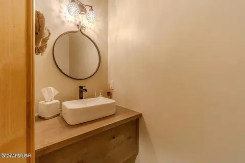 Bath - 7472 Taurus Dr, Lakeside, AZ 85929 photo 2 of 11
