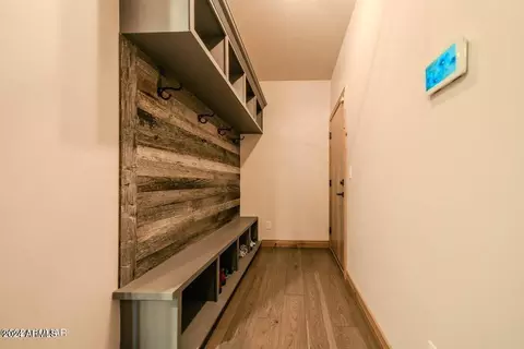 Entry Way - 7472 Taurus Dr, Lakeside, AZ 85929 photo 3 of 4