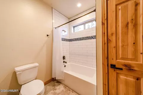 Bath - 7472 Taurus Dr, Lakeside, AZ 85929 photo 11 of 11