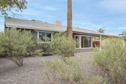 Exterior - 2910 E Surrey Ave, Phoenix, AZ 85032 photo 3 of 11