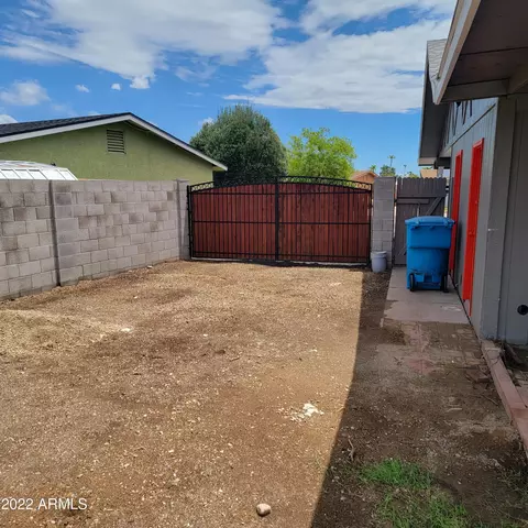 Exterior - 2910 E Surrey Ave, Phoenix, AZ 85032 photo 11 of 11