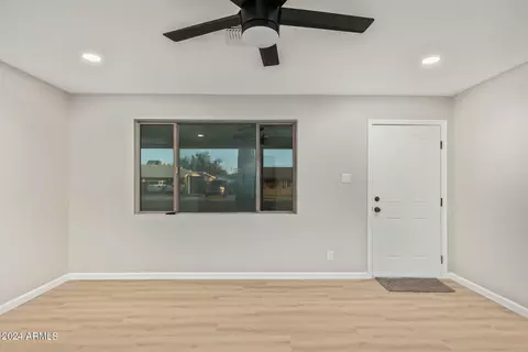 1502 W 6th Pl, Mesa, AZ 85201 photo 4