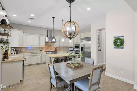Kitchen - 2912 E Fruitvale Ave, Gilbert, AZ 85297 photo 4 of 4