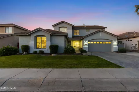 3928 E Vallejo Dr, Gilbert, AZ 85298
