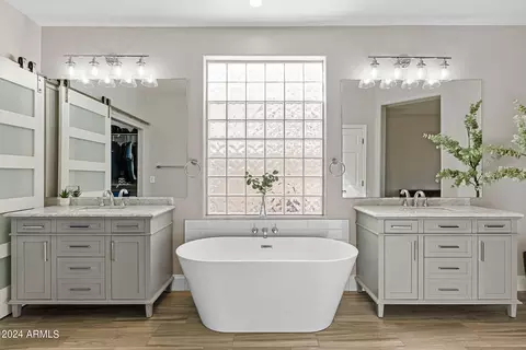 Bath - 3928 E Vallejo Dr, Gilbert, AZ 85298 photo 1 of 6