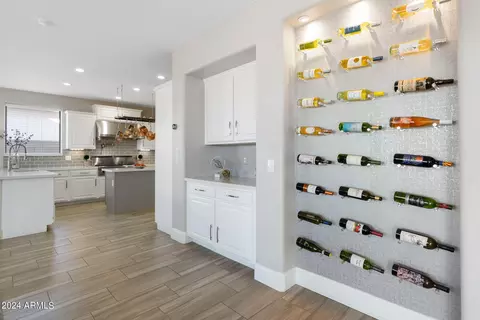Kitchen - 3928 E Vallejo Dr, Gilbert, AZ 85298 photo 7 of 8