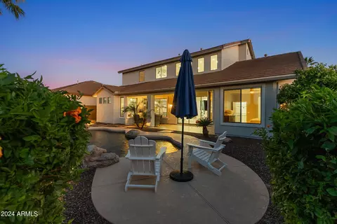 Exterior - 3928 E Vallejo Dr, Gilbert, AZ 85298 photo 4 of 14