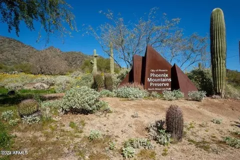 Exterior - 1036 E Clinton St, Phoenix, AZ 85020 photo 7 of 8