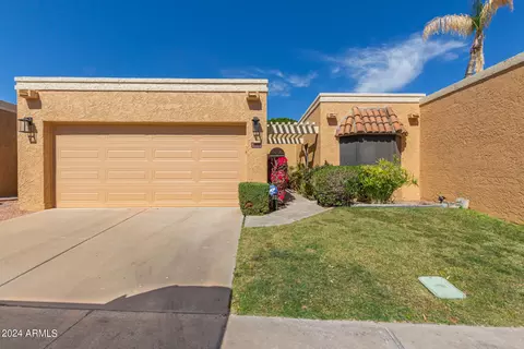 1036 E Clinton St, Phoenix, AZ 85020