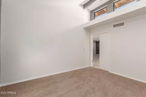 Bedroom - 1036 E Clinton St, Phoenix, AZ 85020 photo 4 of 5