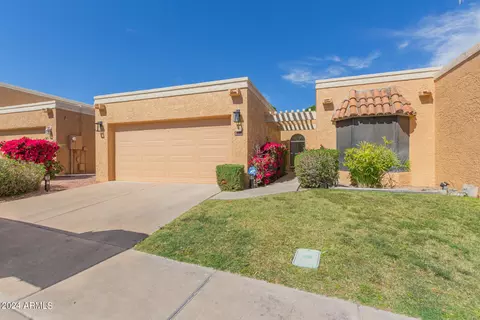 Exterior - 1036 E Clinton St, Phoenix, AZ 85020 photo 2 of 8
