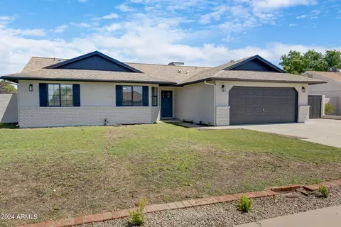 1413 N 72nd St, Mesa, AZ 85207