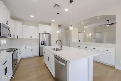 514 E Benrich Dr, Gilbert, AZ 85295 photo 8