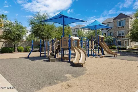 View/Area - 1639 E Lowell Ave, Gilbert, AZ 85295 photo 5 of 6