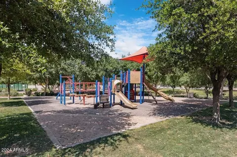 View/Area - 1639 E Lowell Ave, Gilbert, AZ 85295 photo 6 of 6