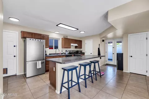 Kitchen - 216 W Darrow St, Phoenix, AZ 85041 photo 1 of 6