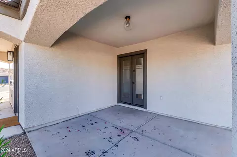 Exterior - 216 W Darrow St, Phoenix, AZ 85041 photo 16 of 21