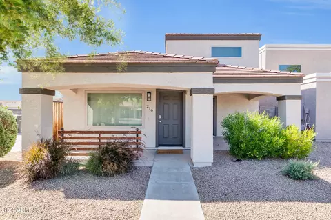 216 W Darrow St, Phoenix, AZ 85041