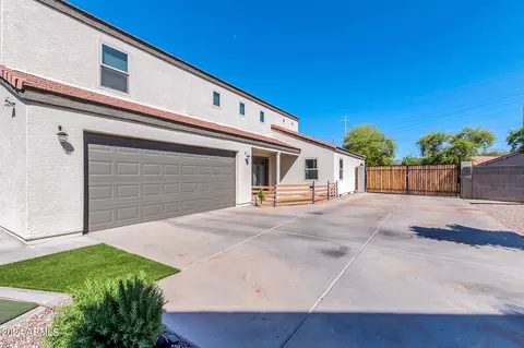 Exterior - 216 W Darrow St, Phoenix, AZ 85041 photo 18 of 21