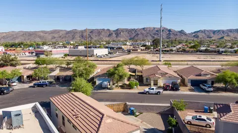 View/Area - 216 W Darrow St, Phoenix, AZ 85041 photo 14 of 17