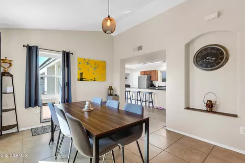 Dining - 216 W Darrow St, Phoenix, AZ 85041 photo 2 of 3