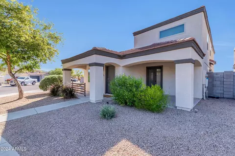 Exterior - 216 W Darrow St, Phoenix, AZ 85041 photo 4 of 21