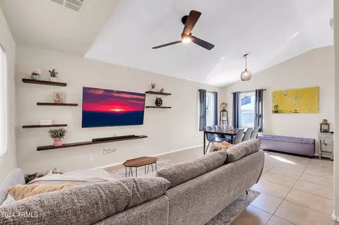Living - 216 W Darrow St, Phoenix, AZ 85041 photo 1 of 2