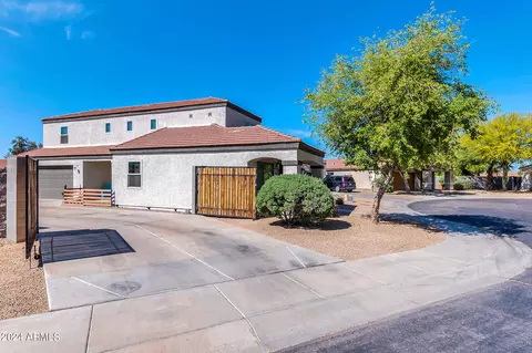 Exterior - 216 W Darrow St, Phoenix, AZ 85041 photo 14 of 21