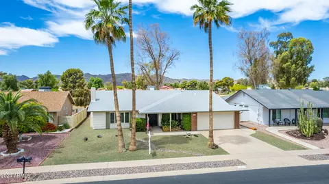 11872 S Tomi Dr, Phoenix, AZ 85044