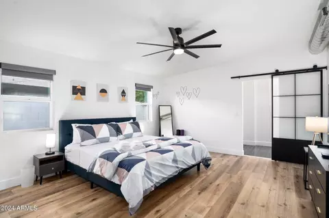 Bedroom - 631 E Broadmor Dr, Tempe, AZ 85282 photo 6 of 9