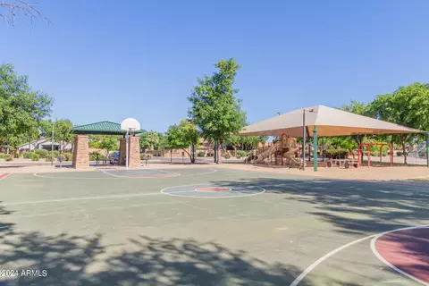 View/Area - 1369 E Harrison St, Gilbert, AZ 85295 photo 2 of 2