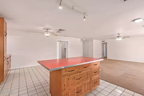 Kitchen - 5652 S 41st St, Phoenix, AZ 85040 photo 5 of 7