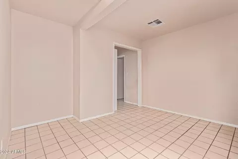 Bedroom - 5652 S 41st St, Phoenix, AZ 85040 photo 1 of 4