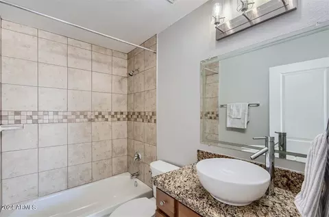 1241 E Medlock Dr #210, Phoenix, AZ 85014 photo 10