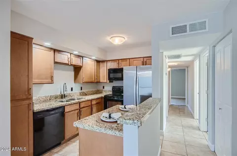 1241 E Medlock Dr #210, Phoenix, AZ 85014 photo 3