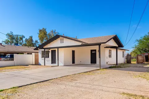 Exterior - 242 E Saint Catherine Ave, Phoenix, AZ 85042 photo 4 of 9