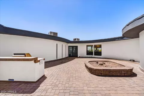 Exterior - 5302 E Wonderview Rd, Phoenix, AZ 85018 photo 3 of 10