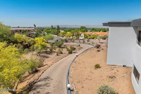 Exterior - 5302 E Wonderview Rd, Phoenix, AZ 85018 photo 10 of 10