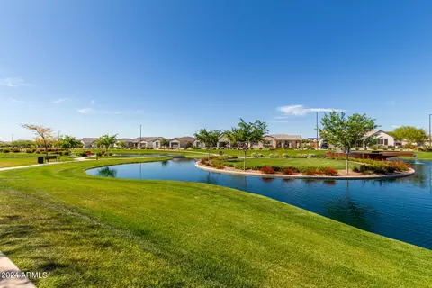 View/Area - 1350 E Aris Dr, Gilbert, AZ 85298 photo 5 of 15