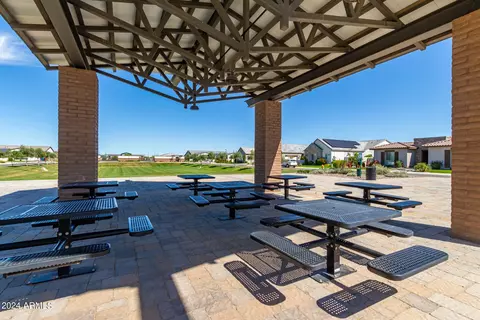 Exterior - 1350 E Aris Dr, Gilbert, AZ 85298 photo 26 of 46
