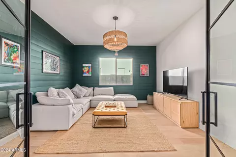 Bedroom - 1350 E Aris Dr, Gilbert, AZ 85298 photo 1 of 10
