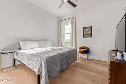 Bedroom - 1350 E Aris Dr, Gilbert, AZ 85298 photo 5 of 10